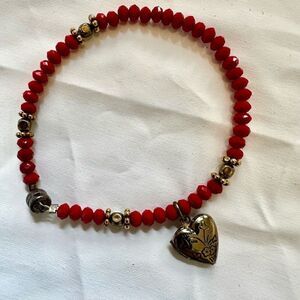 Red and gold tone heart locket beaded bracelet